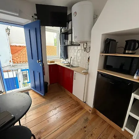 Апартаменты 11 With Kitchen And Private Bathroom, Center *